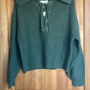Sézane wool sweater: brand new with tags. Size:L Color: dark khaki green